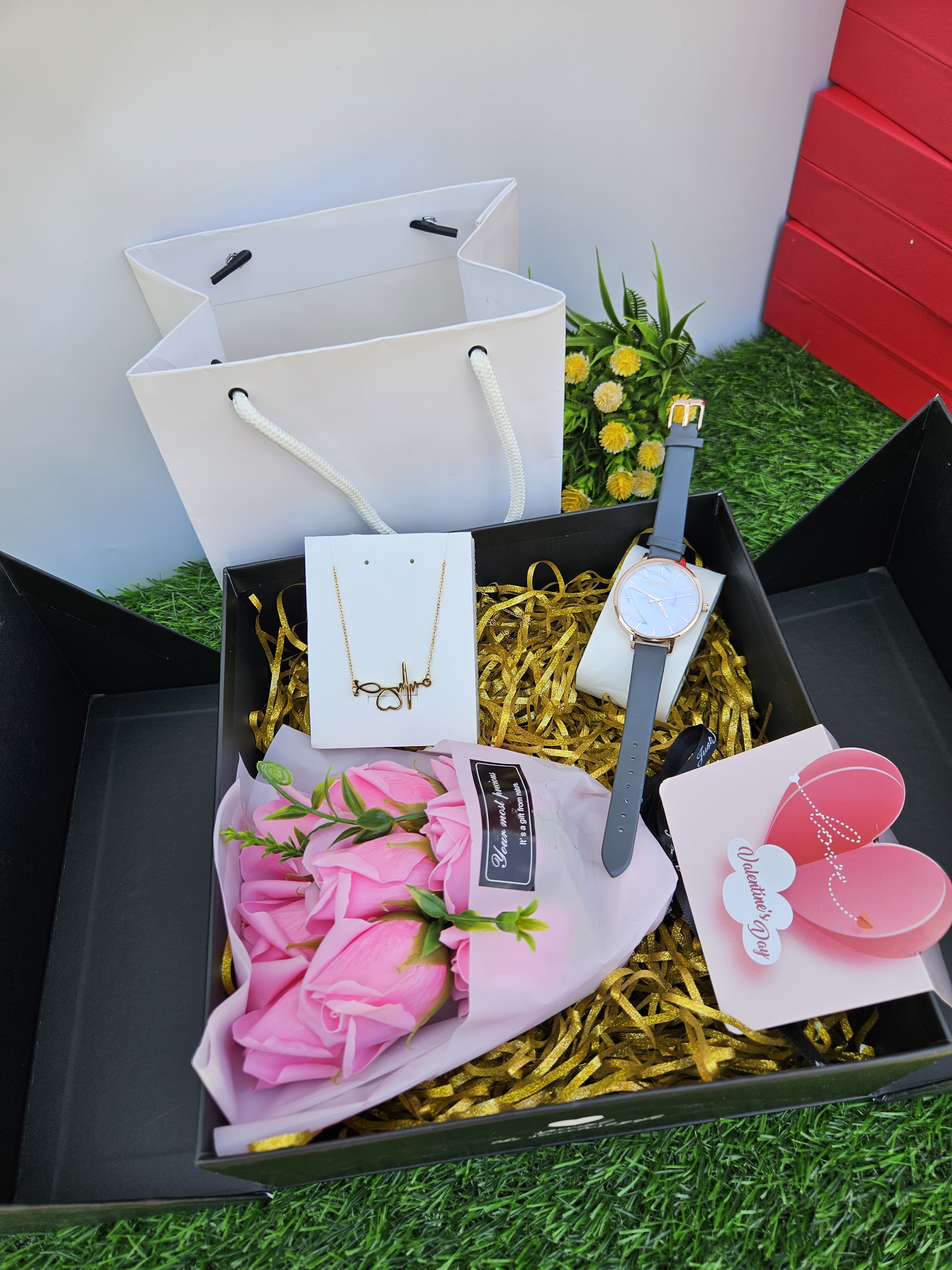 VALENTINES LADIES GIFT SET
