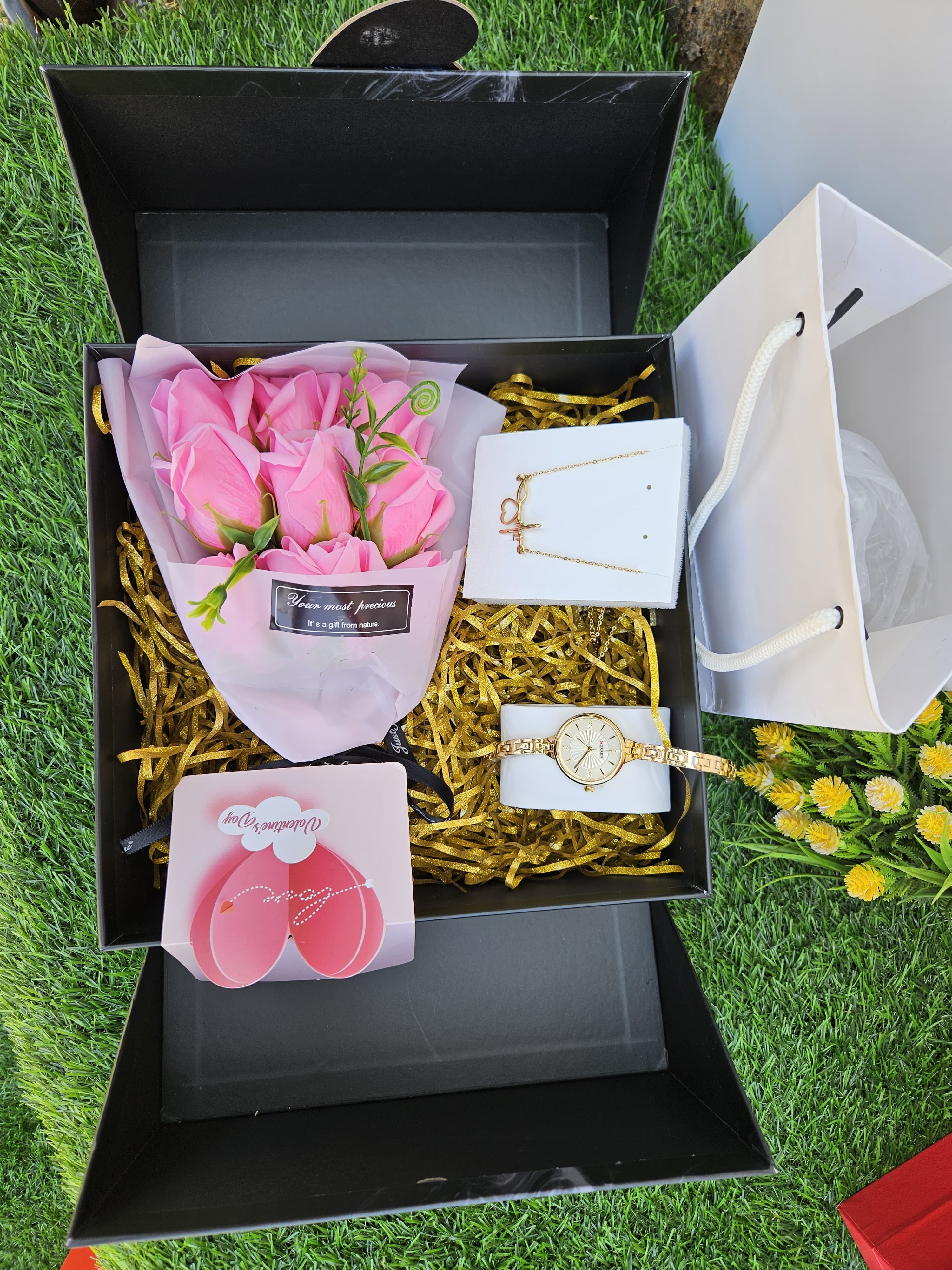 VALENTINES LADIES GIFT SET